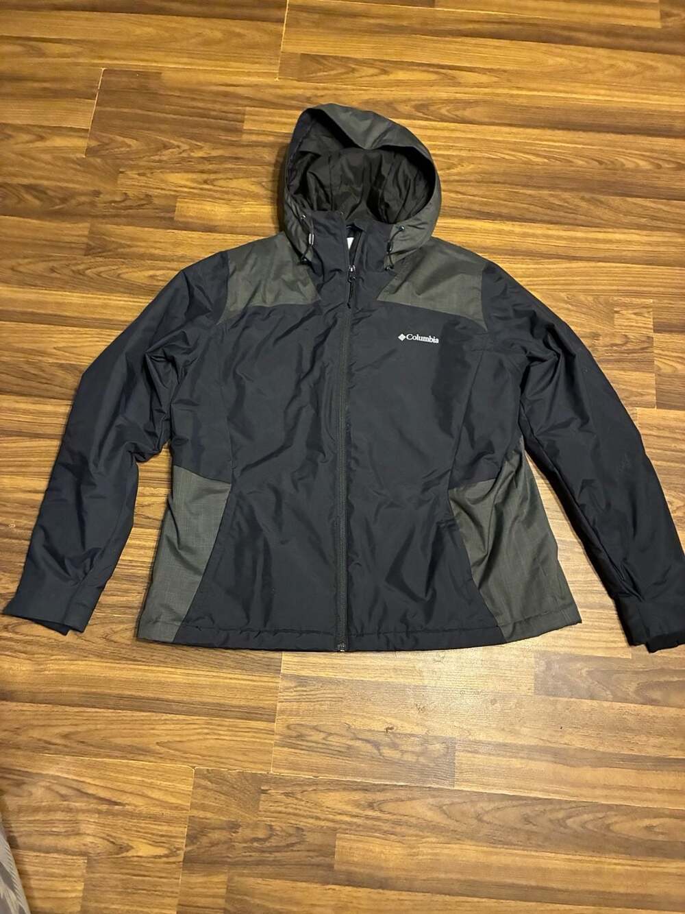 Columbia Tipton Peak Omni-Tech Waterproof Insulated Jacket XL Black/Grill